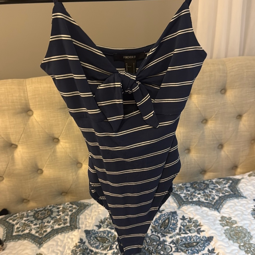 Forever 21 Bodysuit - Size S - NEVER WORN, w/ tags